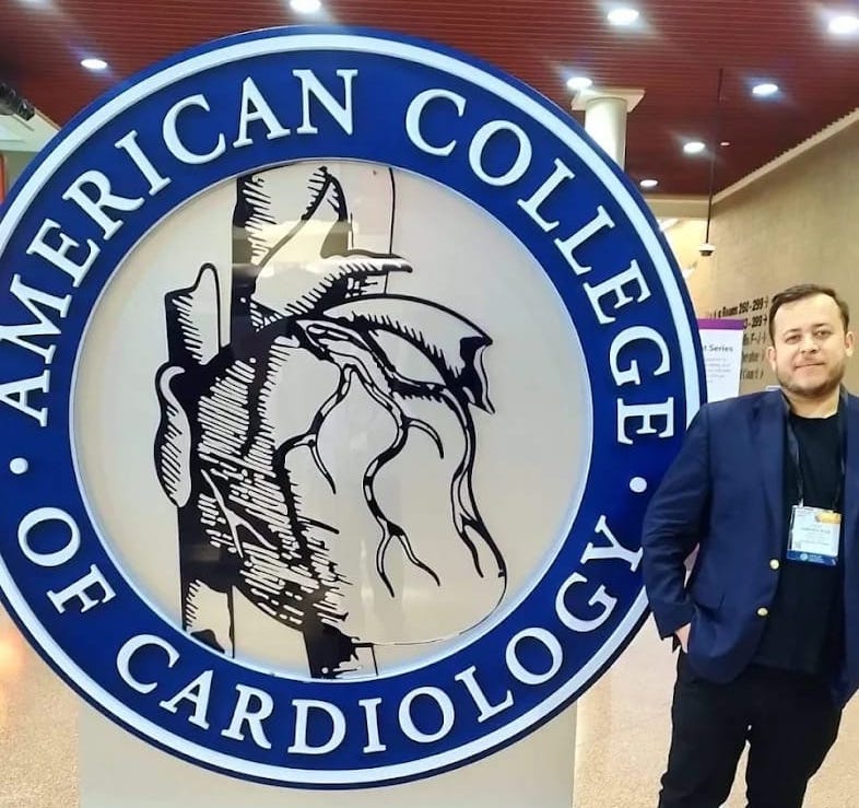 Dr. César Chávez Ruíz en el Colegio Americano de Cardiología